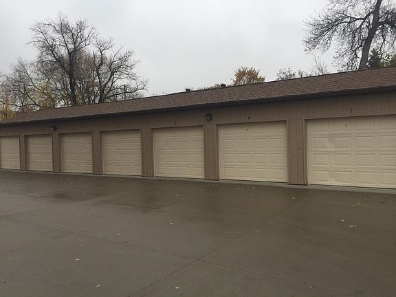 2nd image of 1142 17th St N APT 306