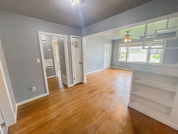 3rd image of 1821 Brighton Ave
