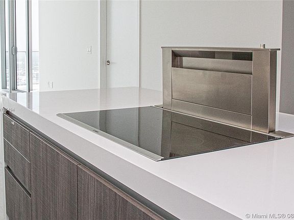 5th image of 851 NE 1 Ave #4502