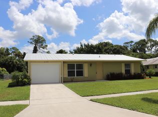 445 NE Armory Cir, Pt Saint Lucie, FL 34953