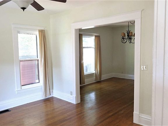 3rd image of 618 Woodward Ave