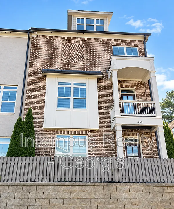 1260 Stone Castle Cir SE