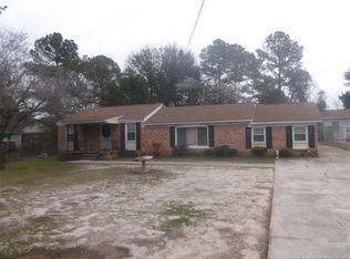 2577 Pine Springs Dr, Fayetteville, NC 28306