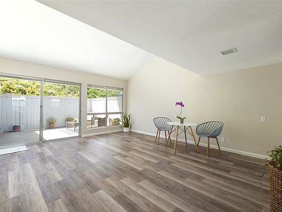 2nd image of 3615 Vista Bella Unit 20