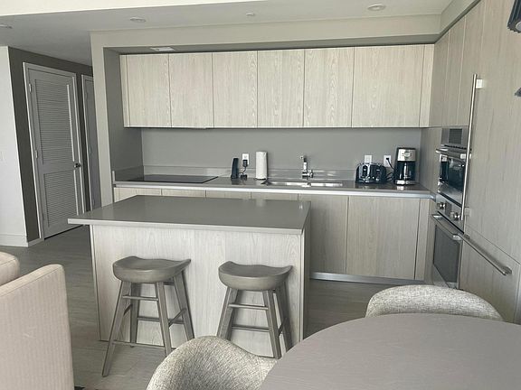 5th image of 4010 S Ocean Drive #R2104
