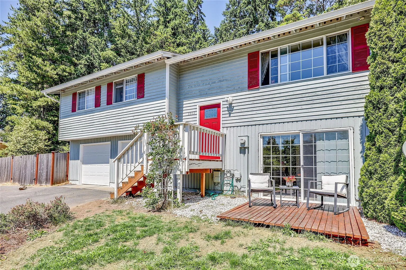 3319 Forest Drive NE photo 1