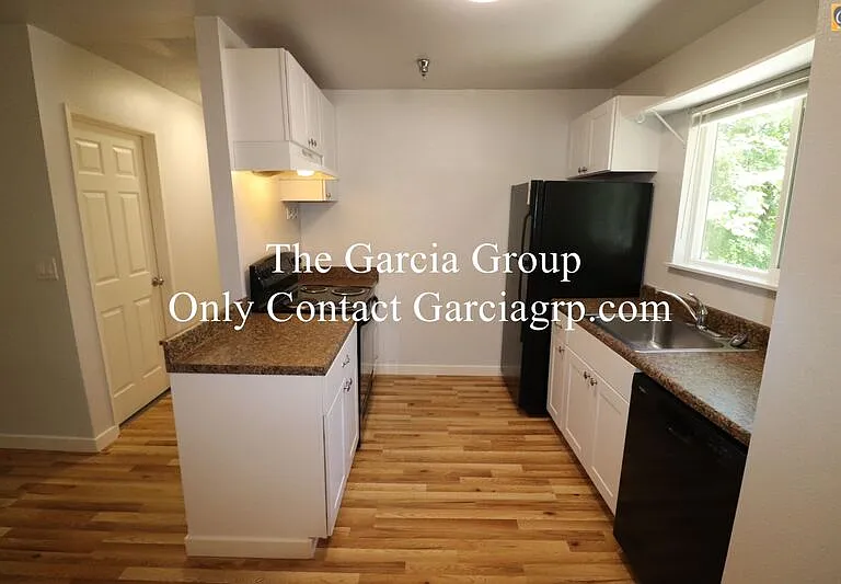 2626 SW Beaverton Hillsdale Hwy #A — Photo 3