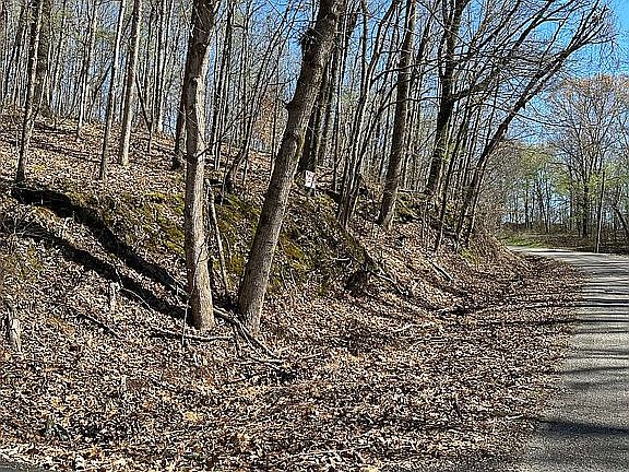 3rd image of 1690 Spout Springs Rd