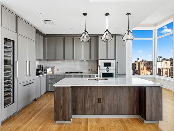 3rd image of 218 W 103rd St #Penthouse B