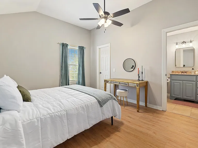 4198 W Bradstreet Ln — Photo 17