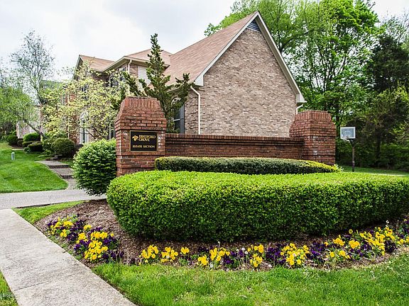 Neighborhood entrance