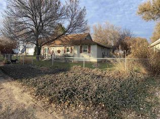 41995 759th Rd, Cozad, NE 69130