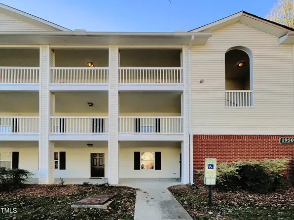 1950 Trailwood Heights Ln Unit 201, Raleigh, NC 27603