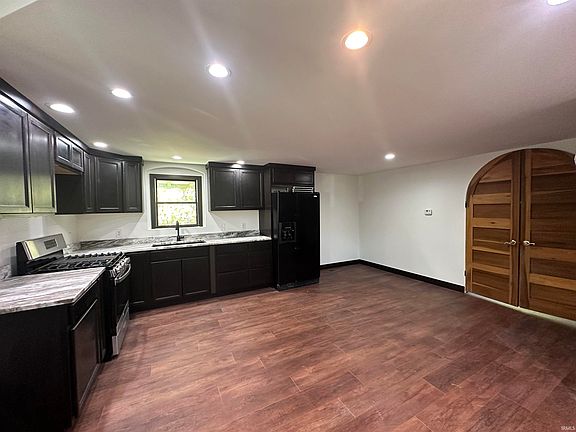 4th image of 5475 S County Road 1600 W