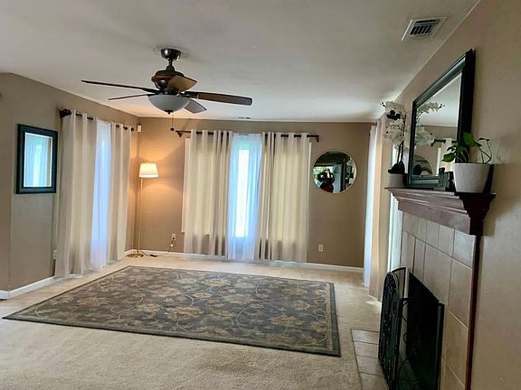 4th image of 2054 Christina Ave
