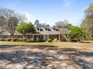 3687 Airport Rd, Crestview, FL 32539