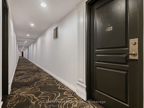 3rd image of 16 Dallimore Cir #212