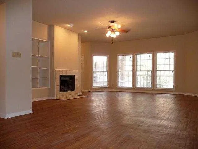 3 bed, 1600 sqft, $2,795 — Photo 2