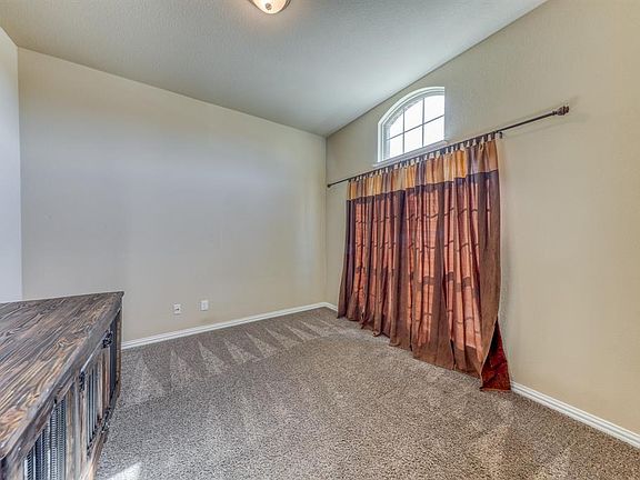 5th image of 2956 Ladoga Dr