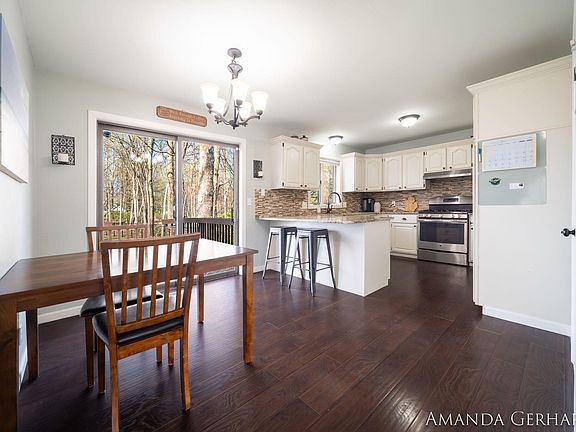 4th image of 4105 44th St SW