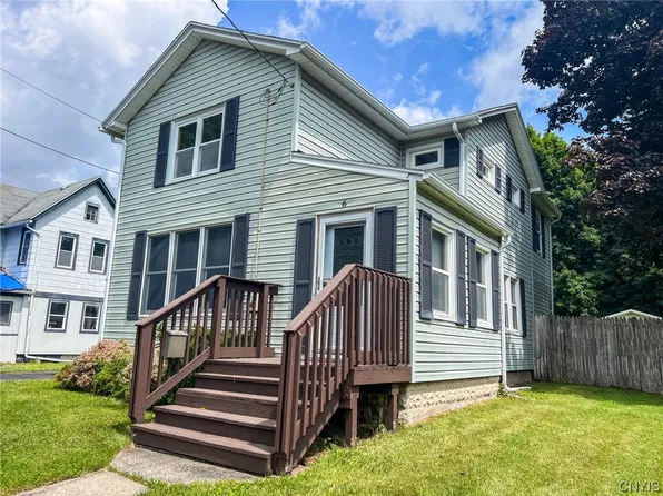 6 Wheeler St, Auburn, NY 13021