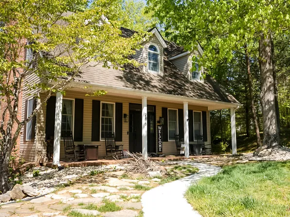 286 W Majestic Dr, Burnside, KY 42519