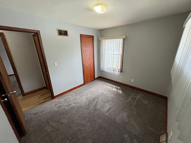 5300 W Zeamer St — Photo 11