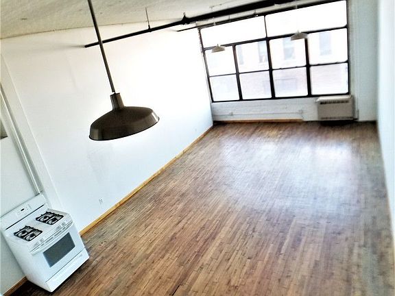 3rd image of 9 White St #2E