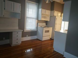 3820 Grand Ave APT 2, Des Moines, IA 50312