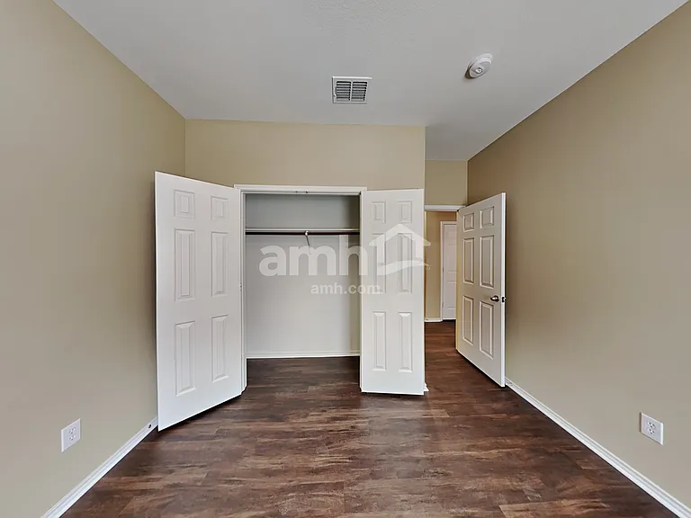 15500 Yarberry Dr — Photo 17