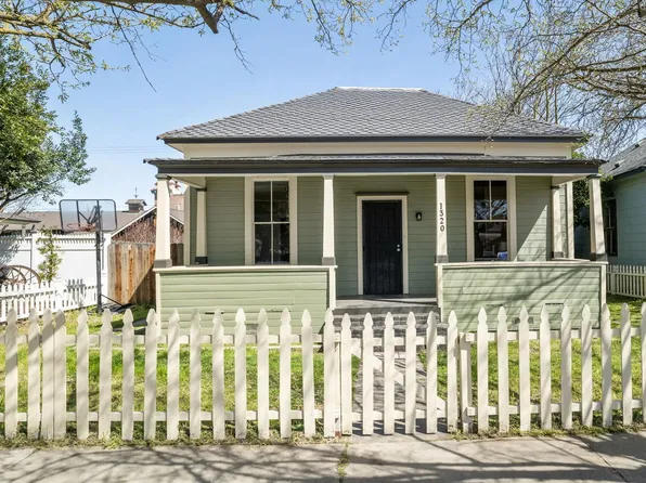 1320 P St, Newman, CA 95360