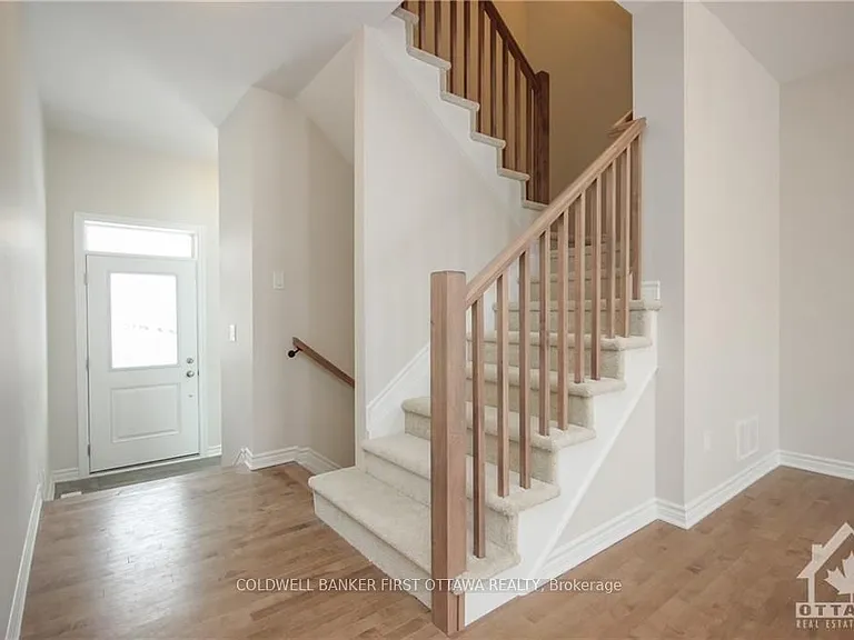 72 Focality Cres — Photo 5