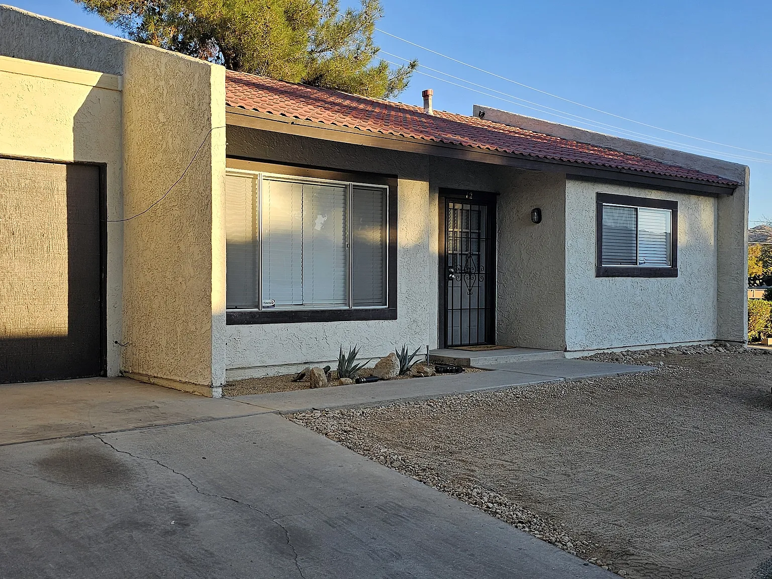 56279 Buena Vista Dr — Photo 1
