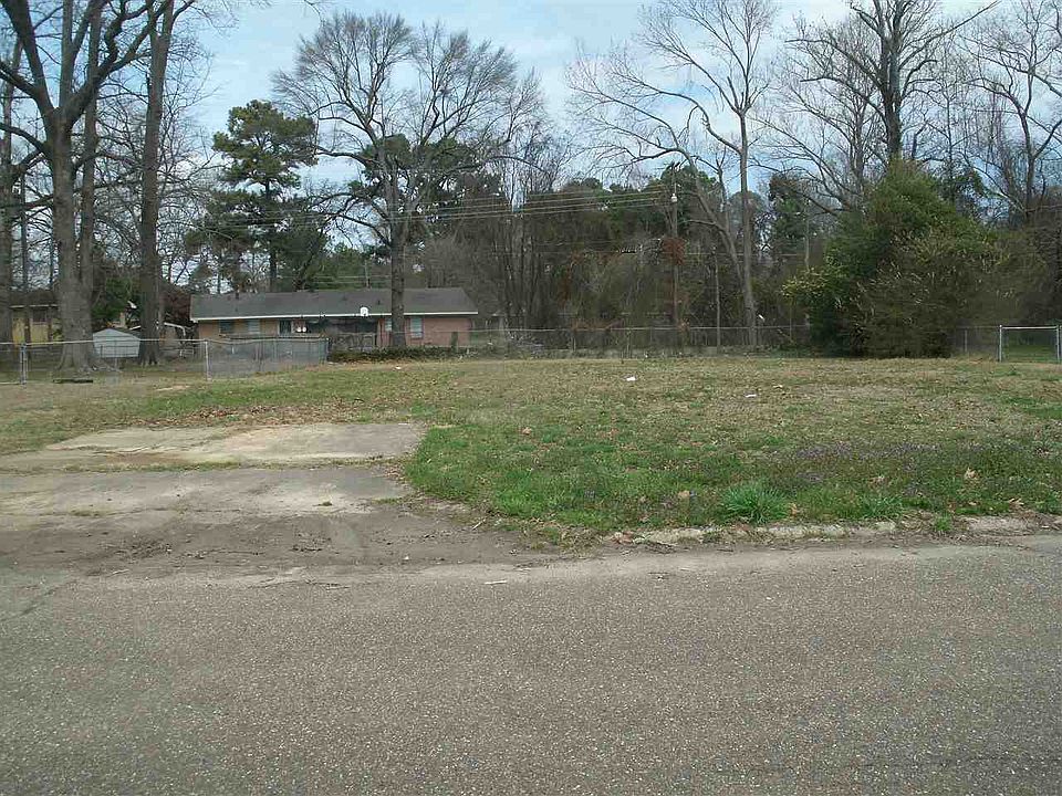 1st image of 3309 Tanglewood Dr