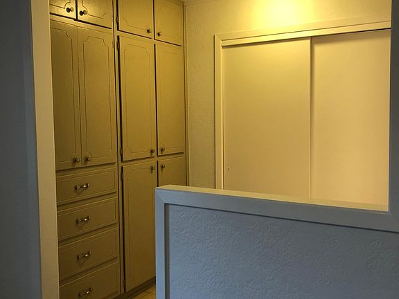 master dressing area