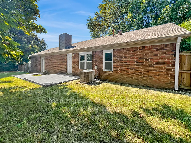 6790 Woodland Cv — Photo 18