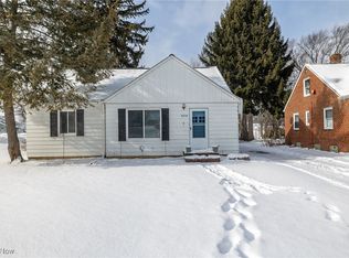 4354 W 215th St, Fairview Park, OH 44126