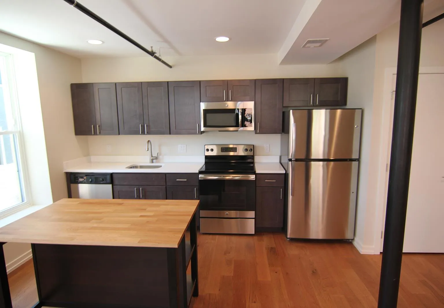 Cambridge Lofts — Photo 2