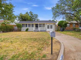 5808 NW Kinyon Ave, Lawton, OK 73505