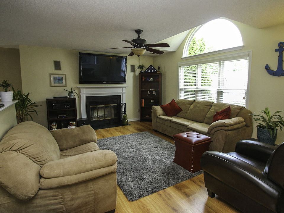 1st image of 247 Sanlin Dr