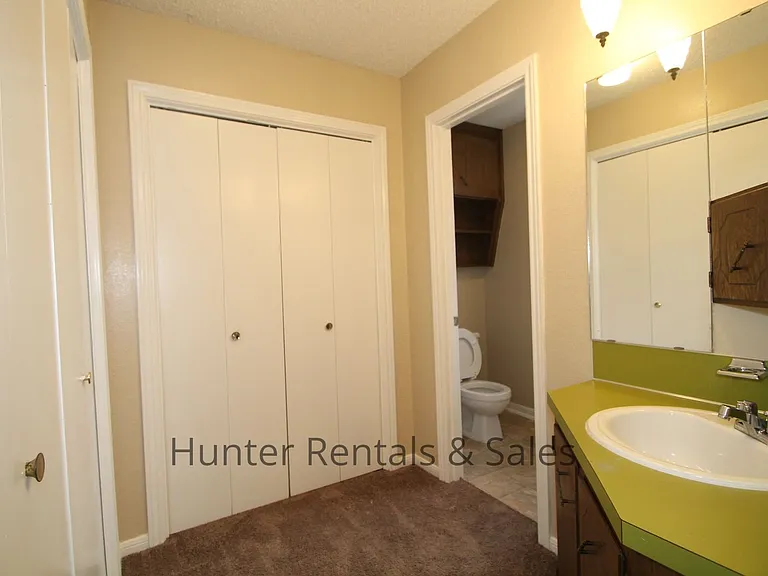 2810 Lawndale St — Photo 21