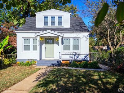 715 Erskine Ave, Saint Louis, MO, 63125