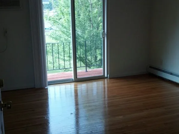 1-17 708th, Syracuse, NY 13206