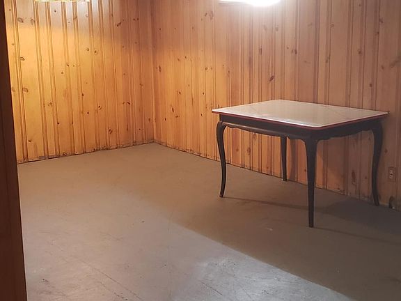 2nd image of 54 Norman Pl Floor 2