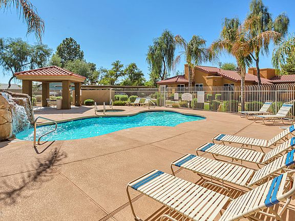 5th image of 2929 W Yorkshire Dr Unit 2035
