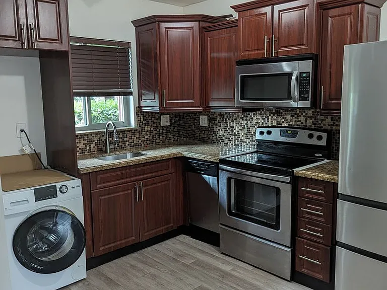 110 Antiquera Ave — Photo 6
