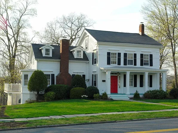 48 South St, Goshen, NY 10924