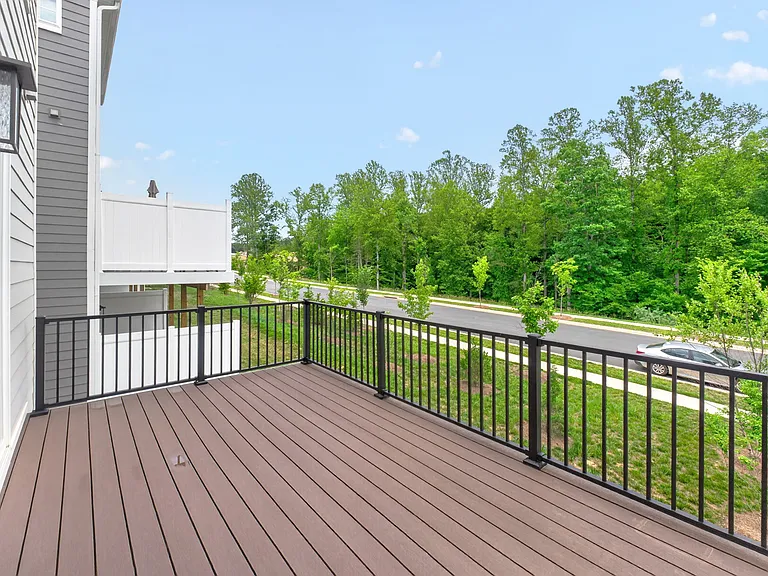 1262 Laconia Ln — Photo 11