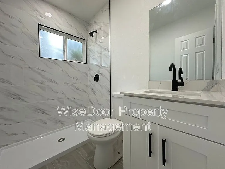 10392 Lampson Ave — Photo 6