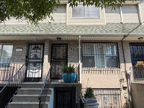 243 Tompkins Ave, Staten Island, NY
